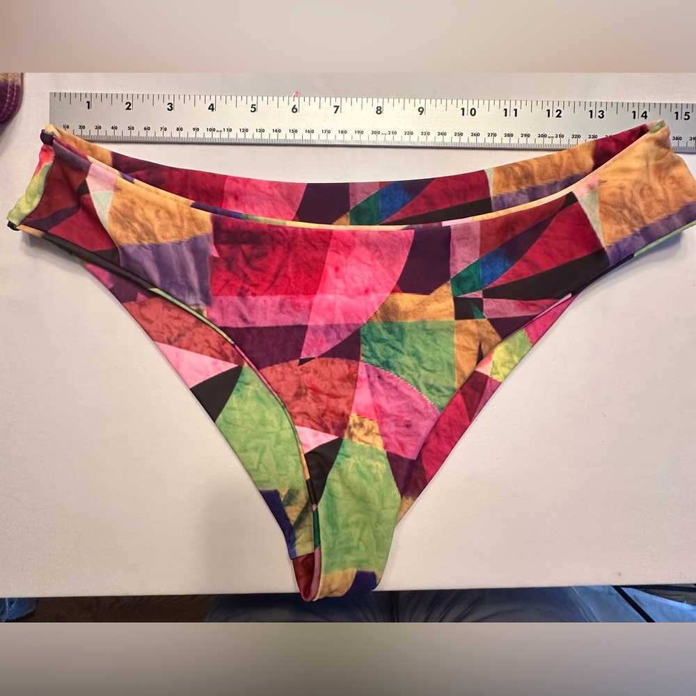 Colorful Geometric Bikini Set - Picture 4 of 4